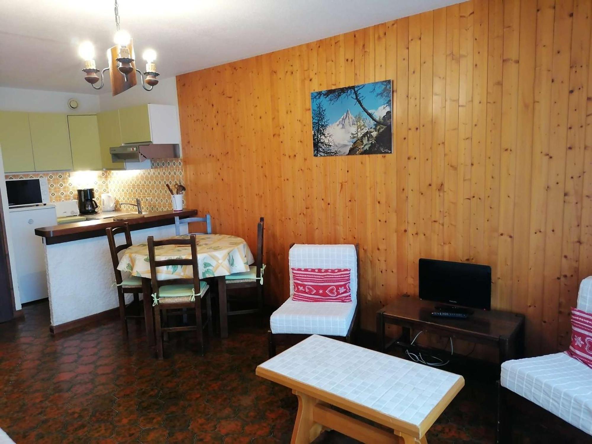 Studio En Rez-De-Jardin Pour 4 Avec Parking Couvert, A 500M De La Telecabine - Le Grand-Bornand - Fr-1-241-80 Bagian luar foto